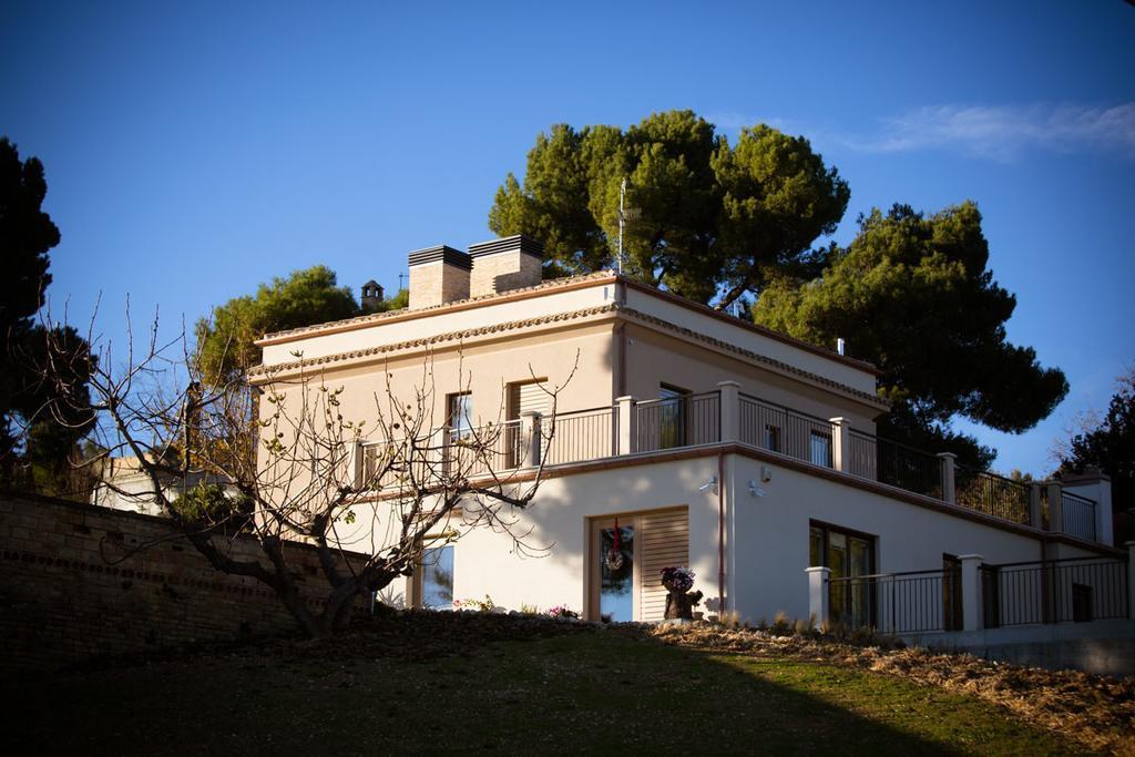 Agriturismo Castelli In Aria Villa Atri Exterior photo